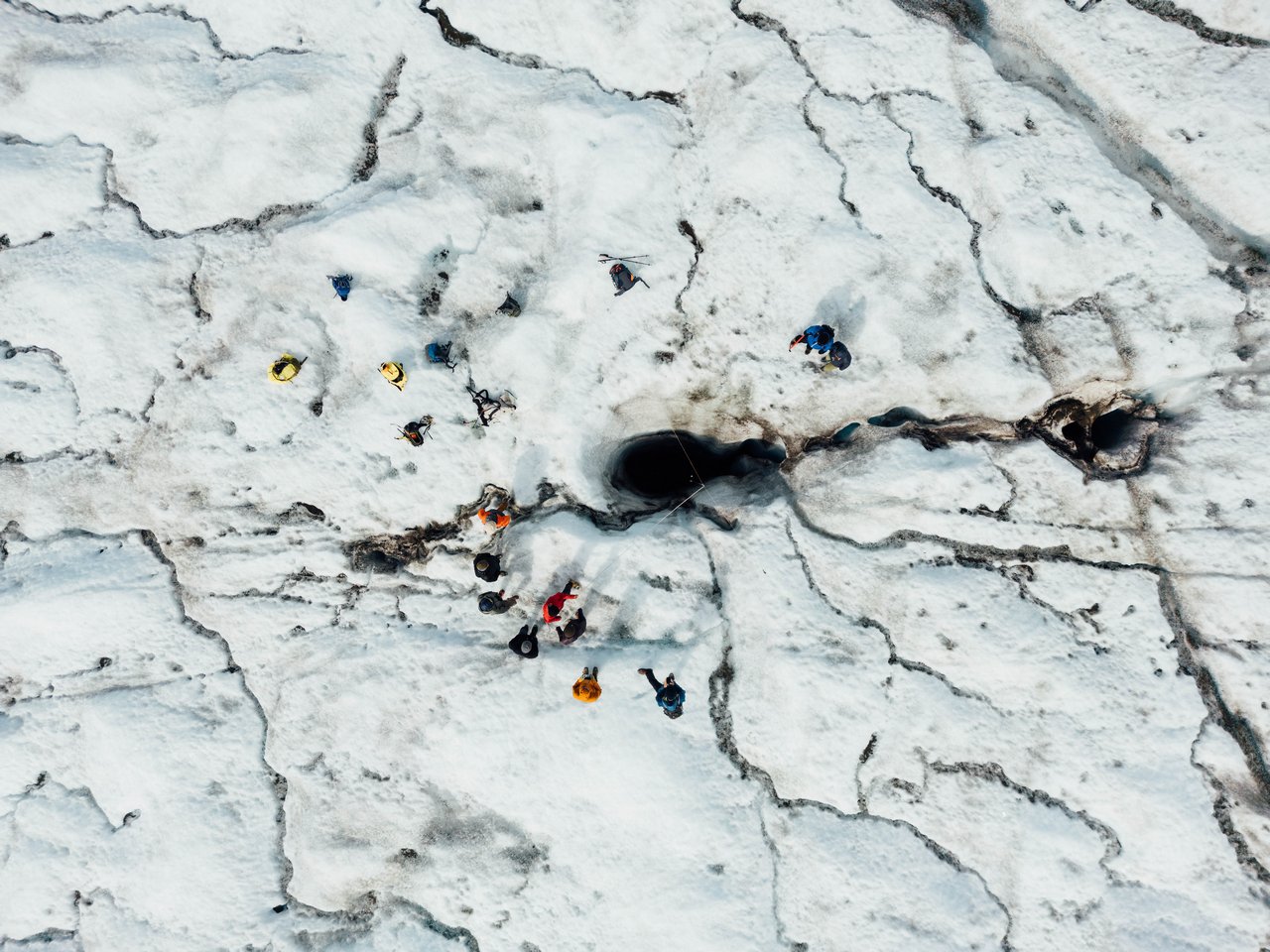 Fieldwork on the glacier, (c) Karl Steinegger